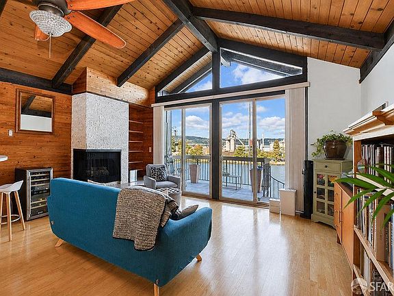 4th image of 2022 High St APT D
