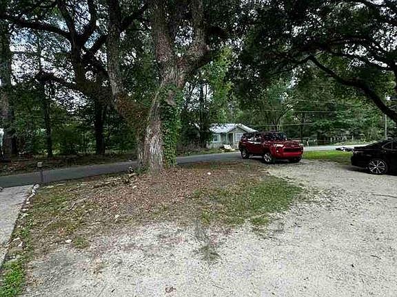 4th image of 4643 Hilltopper Rd