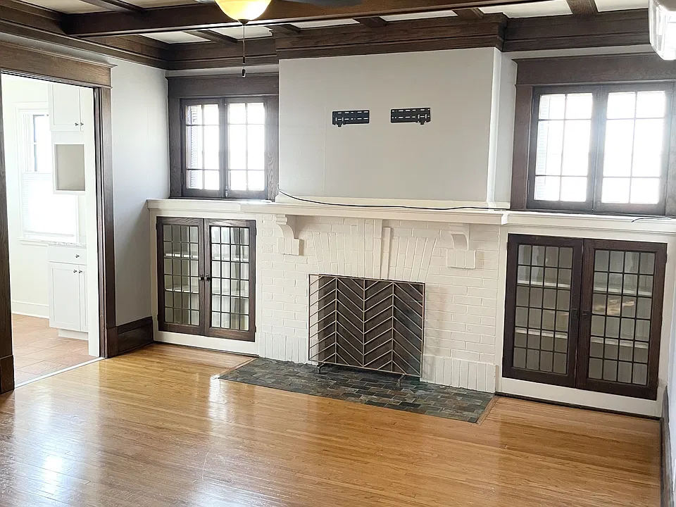 833 Grand Apartments