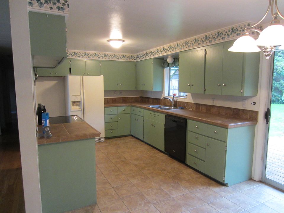 1st image of 1901 Liberty Ln