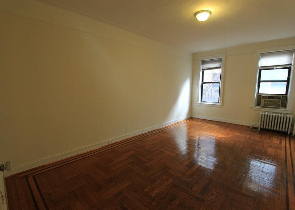 1st image of 4315 45th St APT 1A