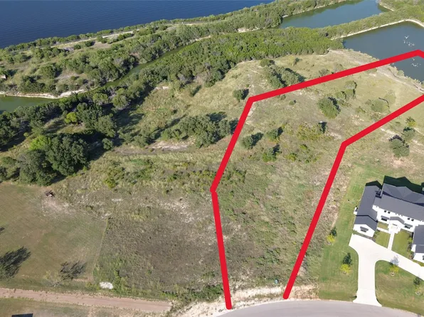 735 Rc Luker Ct, Granbury, TX 76048