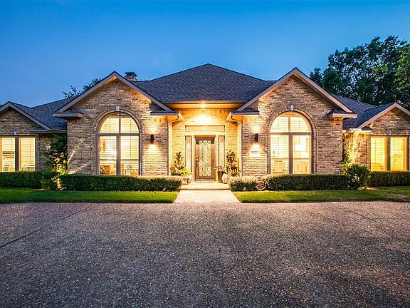 3rd image of 7624 Pennyburn Dr