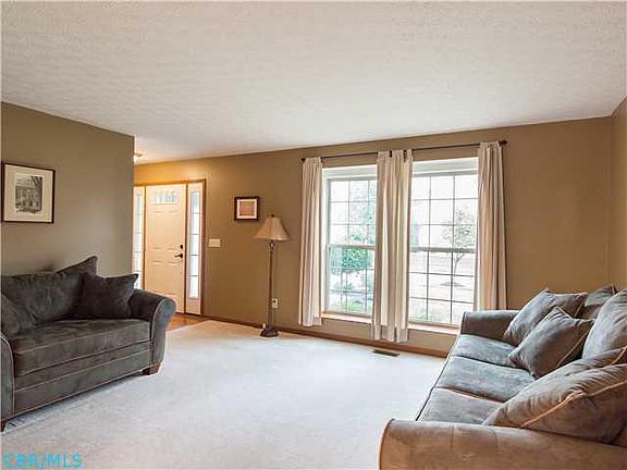 2nd image of 7240 Curragh Ct