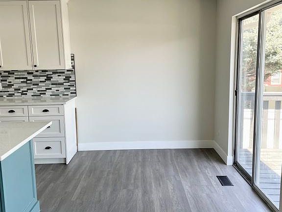 5th image of 4449 S Deermeadow Dr