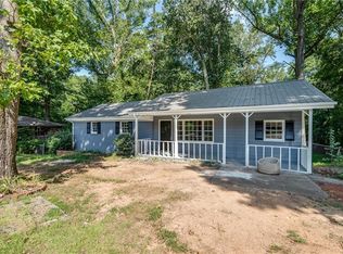 1520 Rose Cir SW, Mableton, GA 30126