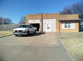 101 N Haven Rd APT A, Haven, KS 67543