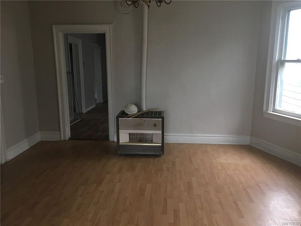 2nd image of 257 N Ogden St