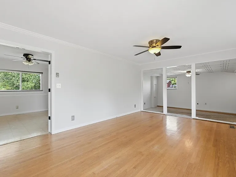 1276 Phils Dr — Photo 2