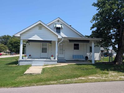 2001 Grand Ave, Washington, IN, 47501
