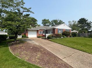 66 Winding Way Rd, Stratford, NJ 08084