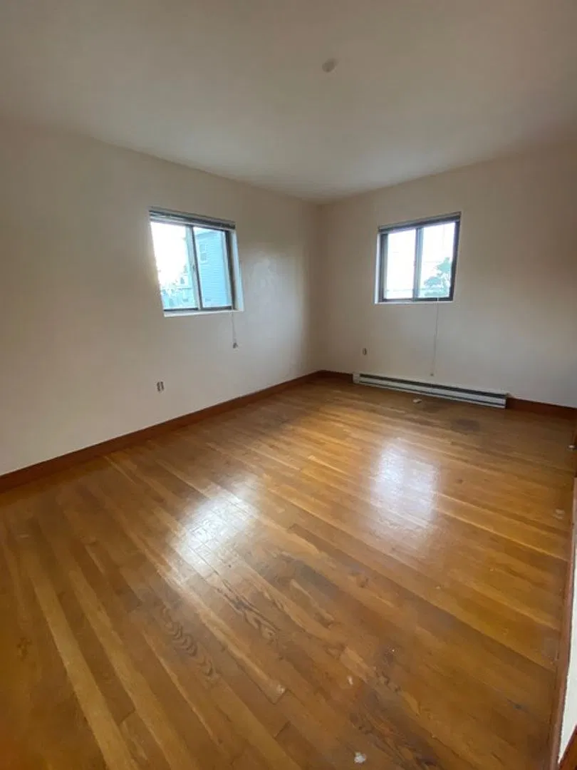 836 Sea St — Photo 4