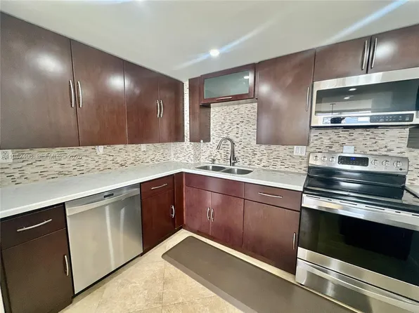 3180 S Ocean Dr APT 401, Hallandale Beach, FL 33009