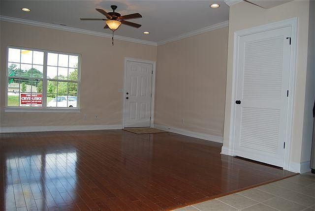 1st image of 1724 Stone Castle Dr NE