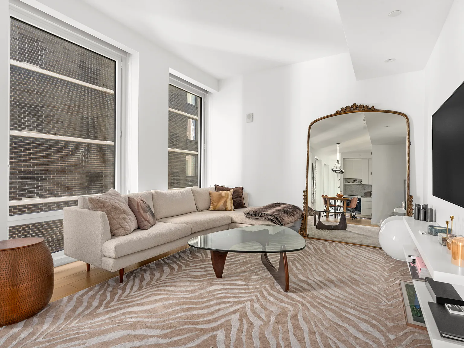 15 W 61st St — Photo 1