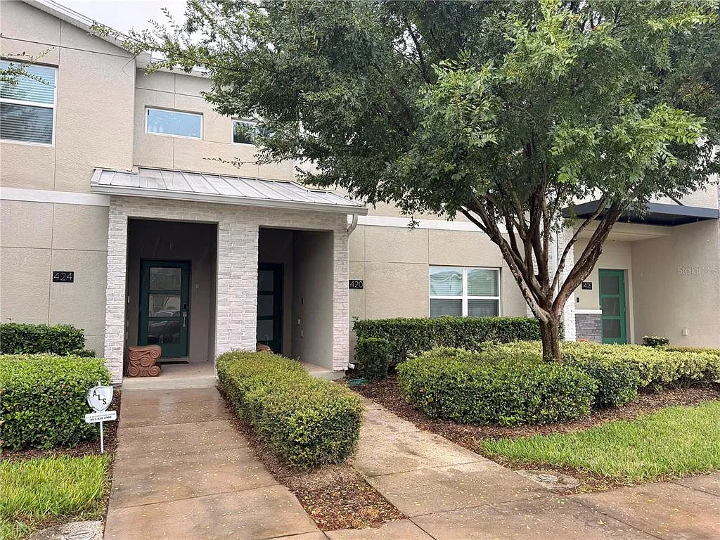 4 bed, 3.0 bath, 1914 sqft, $2,850 — Photo 1