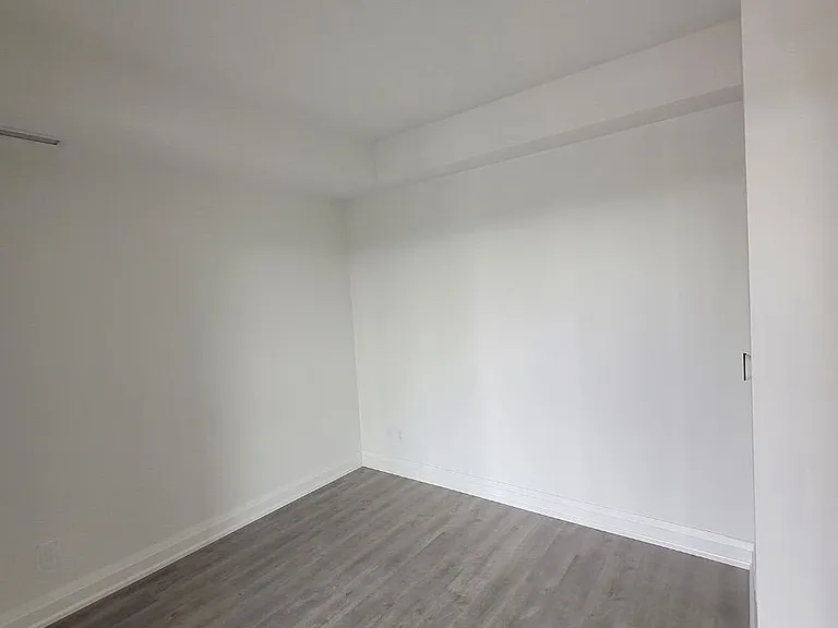 2369 Danforth Ave #508 — Photo 4