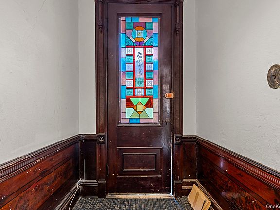 3rd image of 367A Quincy Street