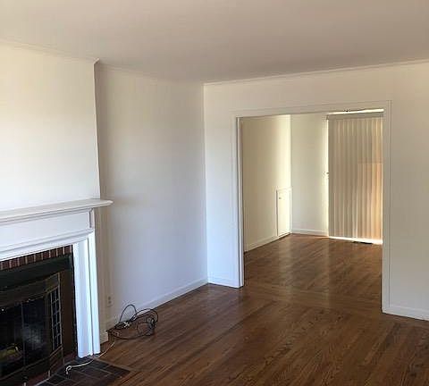 5th image of 799 Cypress Ave