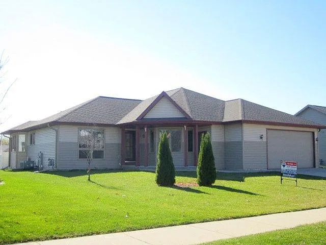 113 Meadow Ridge Ln photo 1