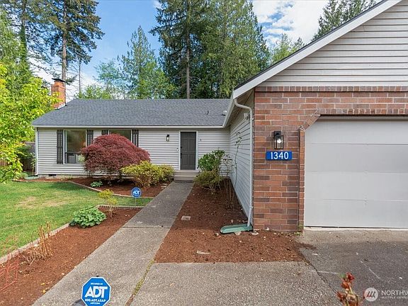 2nd image of 1340 NW Huckle Drive