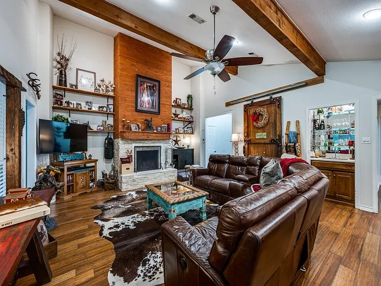 116 Cayuga Trl — Photo 24