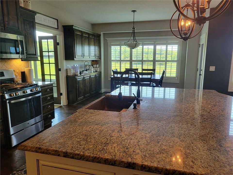 21116 Donahoo Rd, Tonganoxie, KS 66086 Zillow