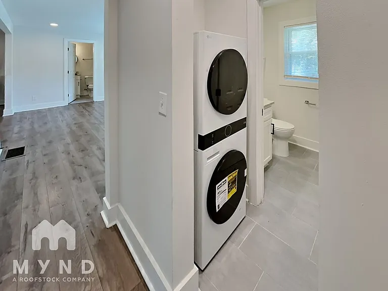 60 Finch Dr SE — Photo 17