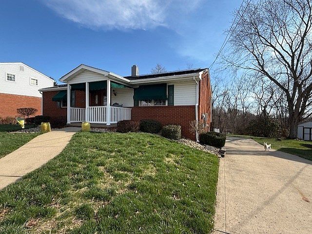 2nd image of 5918 Victor Cir