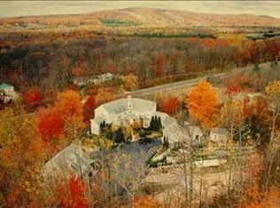 6767 S Pleasantview Rd, Harbor Springs, MI 49740
