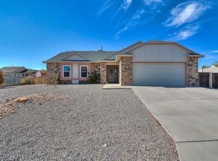 7408 Mackenzie Dr NE, Rio Rancho, NM 87144