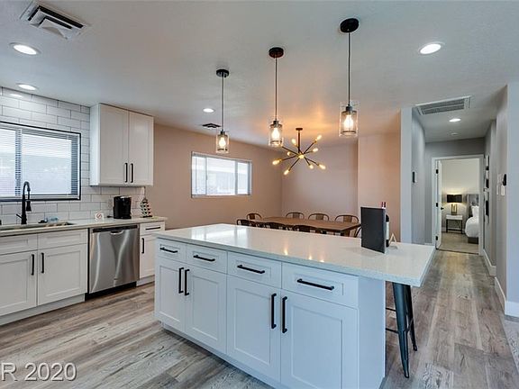 3rd image of 1712 Kiltie Way