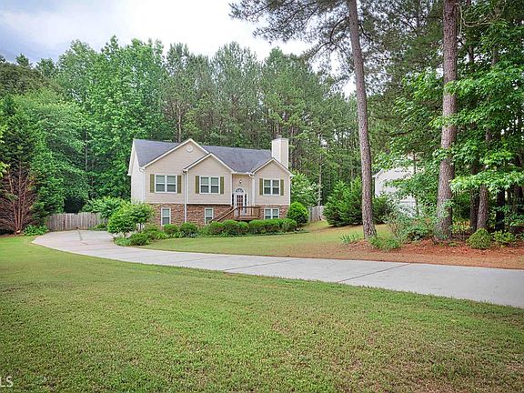 2nd image of 75 Hawks Nest Ct