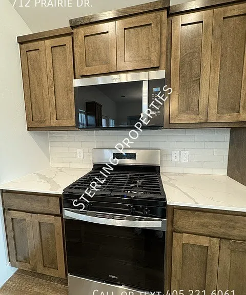 712 Prairie Ln — Photo 14