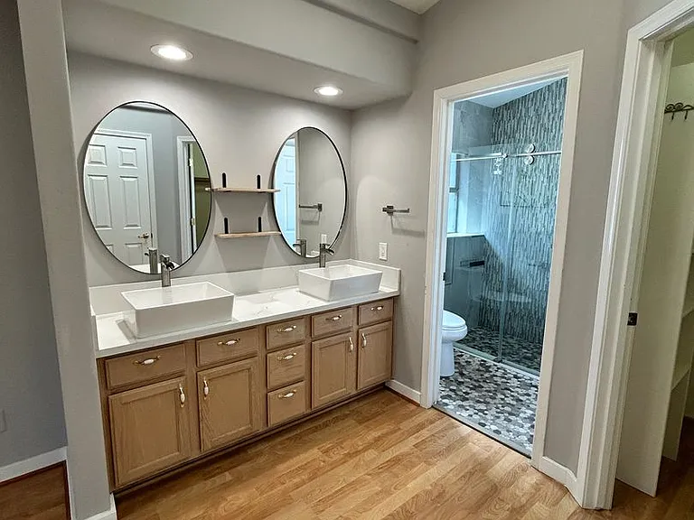 2413 Jacob Row — Photo 15