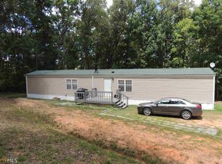 2746 Windward Harbor Dr, Elberton, GA 30635