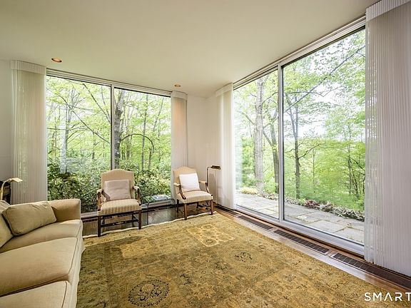5th image of 370-R Maiden Lane