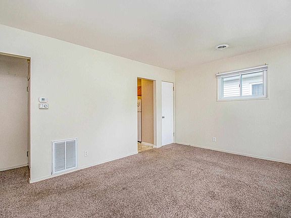 2nd image of 521 S 24th St