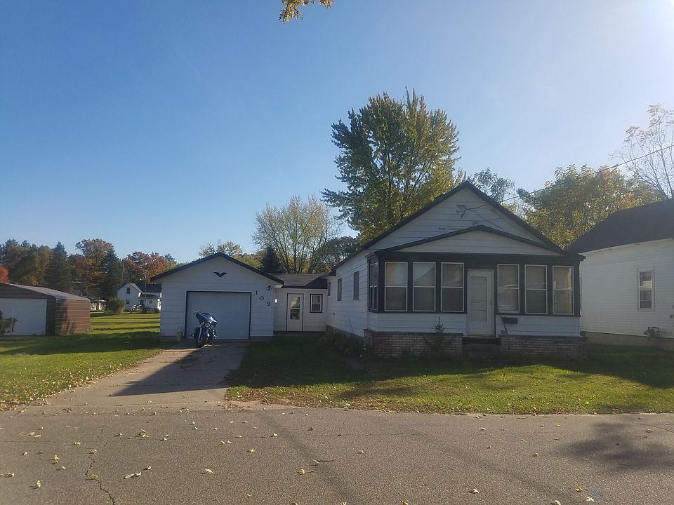 109 Washington St, Redgranite, WI 54970 Zillow