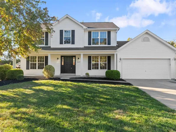 2027 Magnolia Garden Dr, O'Fallon, MO 63368