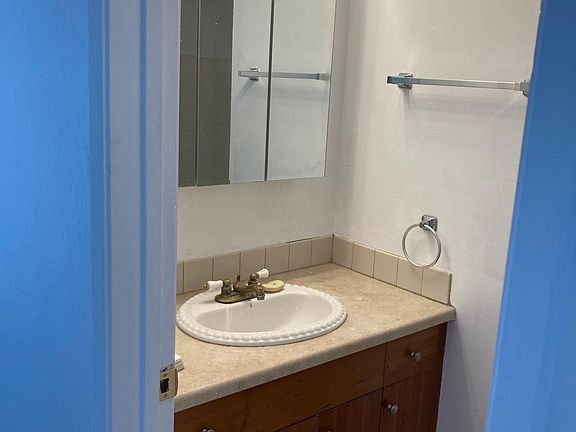 3rd image of 317 88th St APT 4