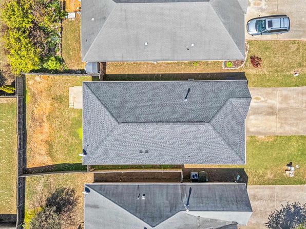 87 Springdale Dr, Gardendale, AL 35071