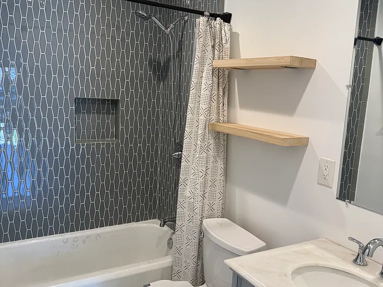 5206 Ithaca Ave — Photo 8