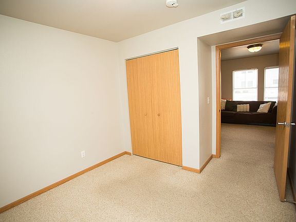 5th image of 621 Mitchell St #B-1