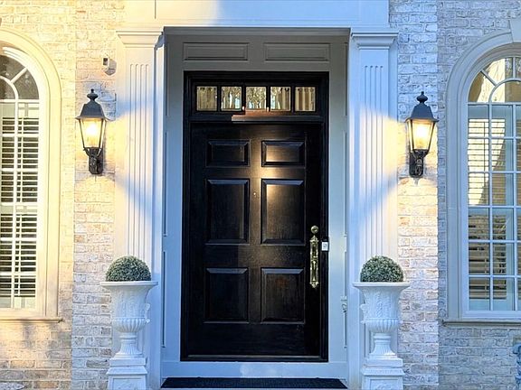 3rd image of 1289 Ballantrae Farm Dr