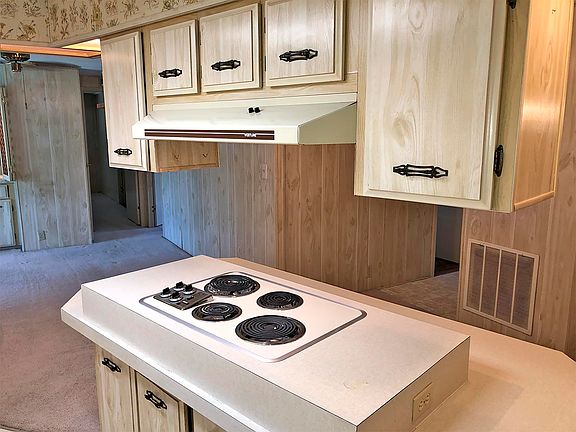 4th image of 14907 Spyglass St #106