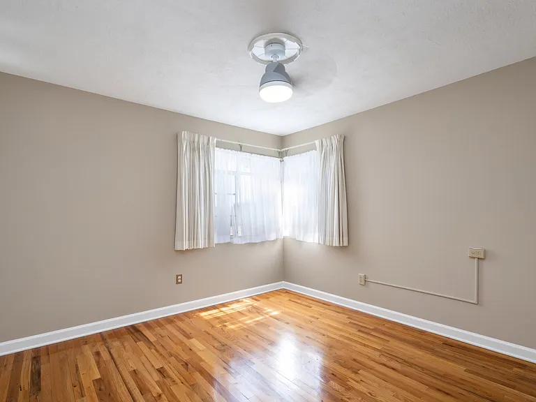 3127 Polk Ave — Photo 7