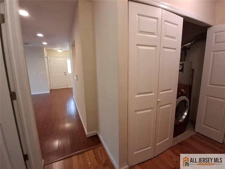 1209 Harbor Club Dr — Photo 22