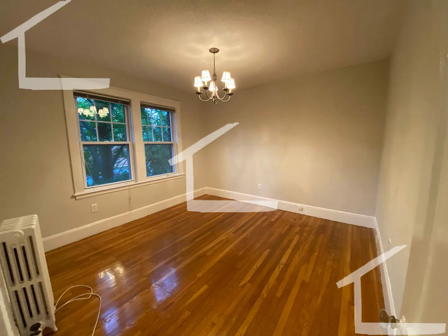 Hot Brighton Listing — Photo 2