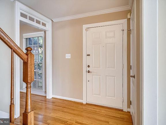 3rd image of 1101 Quaker Hill Ct